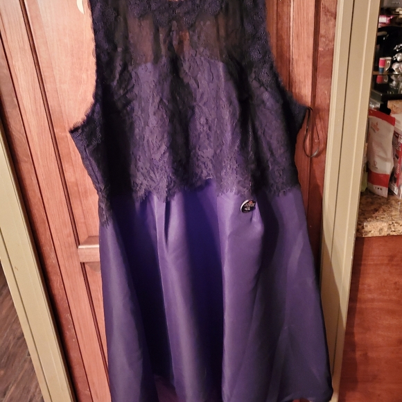 Chichi London Curve Garcia Dress: Size 28, Black - Picture 3 of 3